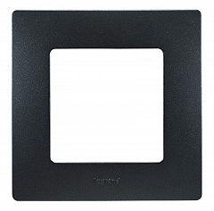  1- Legrand Etika  672581