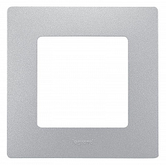  1- Legrand Etika  672551